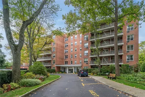 177 E Hartsdale Ave #2H, Greenburgh, NY 10530