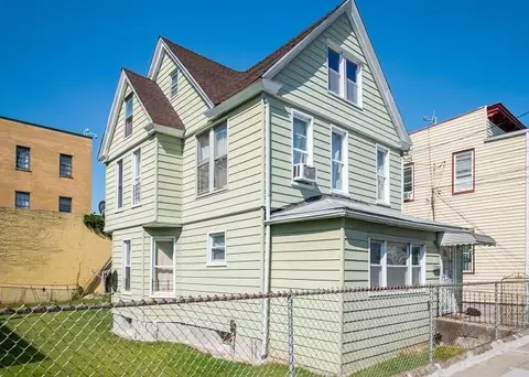 103-50 102 St, New York, NY 11417