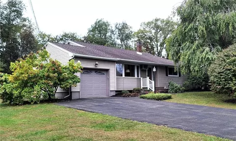 46 Kalina Dr, Rhinebeck, NY 12572