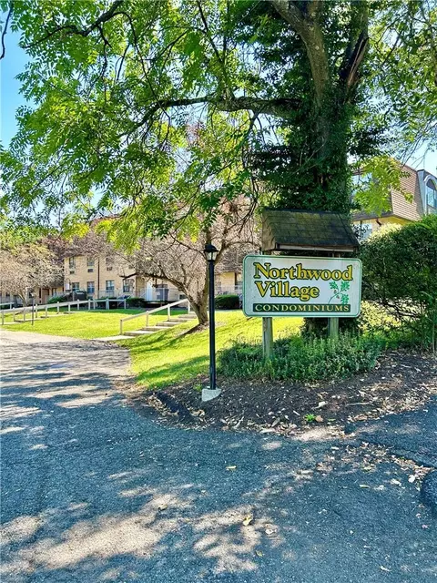 424 Carpenter Ave #16, Newburgh, NY 12550