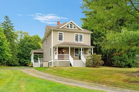 10 Frost Ln, Cornwall, NY 12518