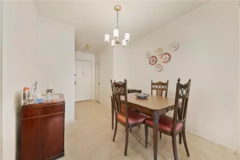 26-25 141st St #4D, Flushing, NY 11354