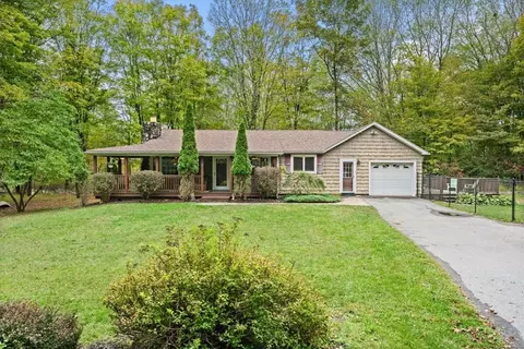 147 Marl Rd, Shawangunk, NY 12566