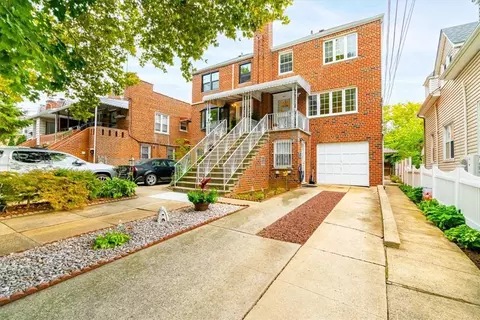 2414 Woodhull Ave, New York, NY 10469