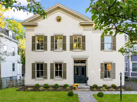 43 Green St, Kingston, NY 12401