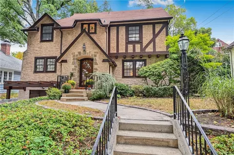 383 Collins Ave, Mount Vernon, NY 10552