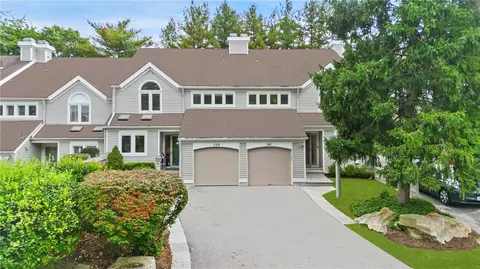 141 Boulder Ridge Rd, Greenburgh, NY 10583