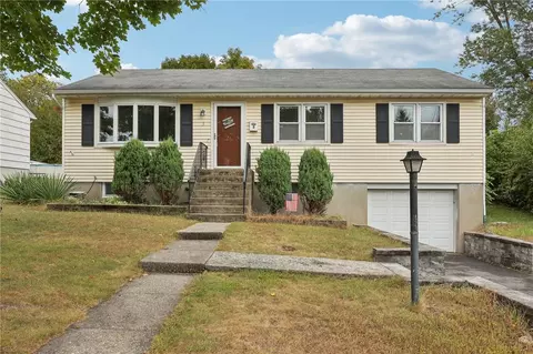 3 2nd St, Ramapo, NY 10974