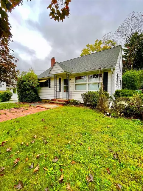 6 Euclid Ave, Middletown, NY 10940