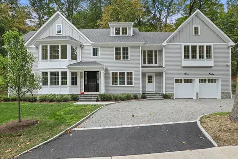 256 Quaker Rd, New Castle, NY 10514