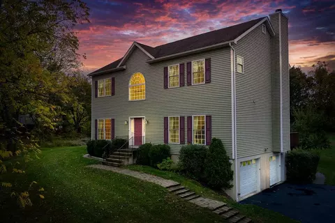 3202 Route 52, Stormville, NY 12582
