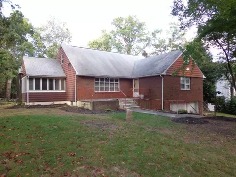 38 Mountain Ave, Ramapo, NY 10952