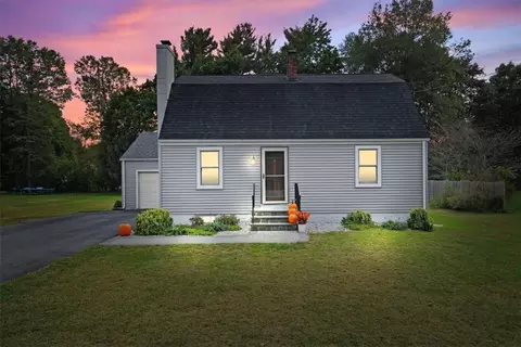 304 Spackenkill Rd, Poughkeepsie, NY 12603
