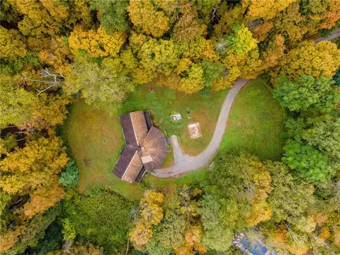 568 Oak Summit Rd, Washington, NY 12545