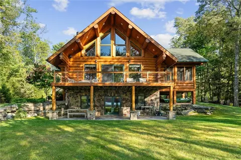 116 Lake Dr, Lumberland, NY 12743