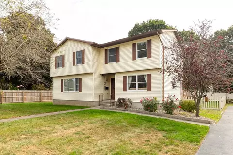 13 North St, Wappinger, NY 12590
