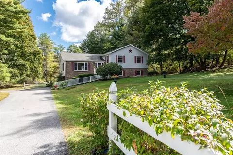 41 Horseshoe Rd, Washington, NY 12545