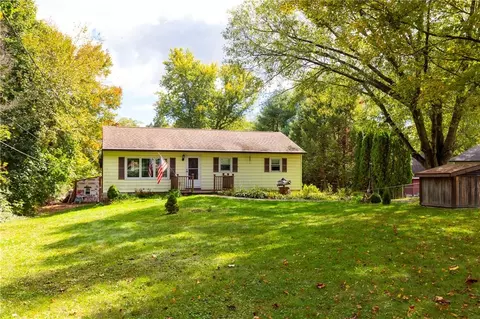 330 Titusville Rd, Poughkeepsie, NY 12603