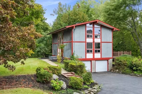 146 Dykeman Rd, Kent, NY 10512