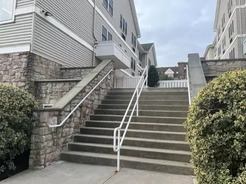 342 Westchester Ave #11E, Port Chester, NY 10573