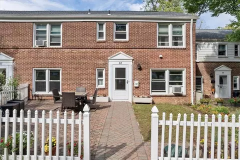 88 Hilltop Acres #88, Yonkers, NY 10704