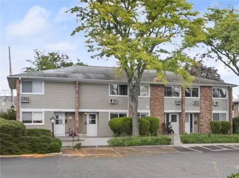19 Lincoln Pl #32, Ossining, NY 10562