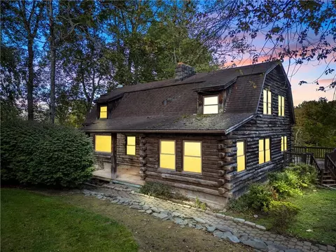 38 Duncan Rd, Beekman, NY 12540