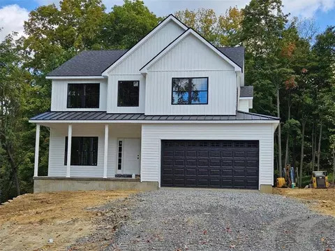 408 Harriman Heights Rd, Monroe, NY 10950
