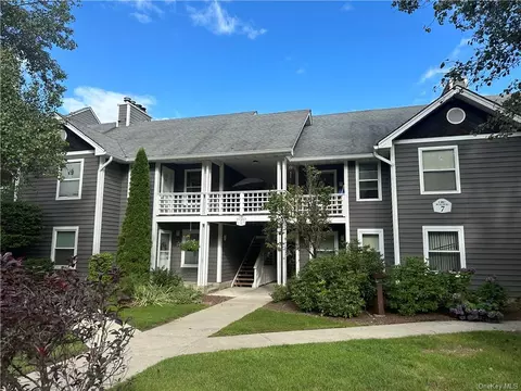 706 Lenox Rd, Monroe, NY 10950