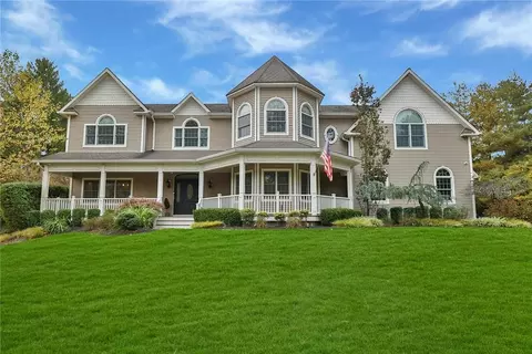 283 Sickletown Rd, Orangetown, NY 10994