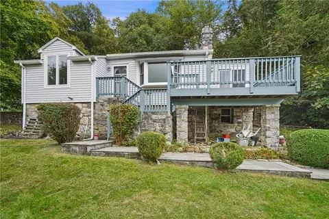 4 Indian Hill Rd, Mahopac, NY 10541