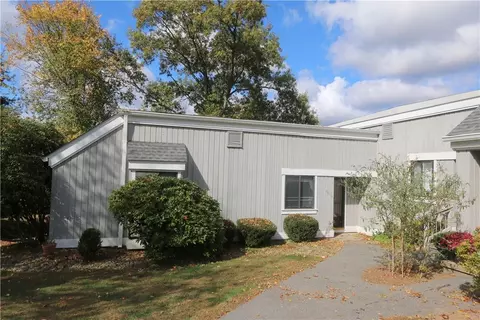 142 Heritage Hls #A, Somers, NY 10589