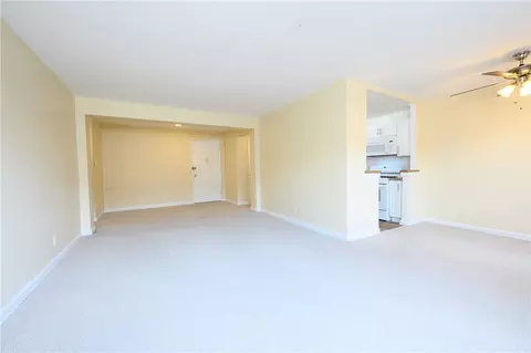 2 Sadore Ln #6J, Yonkers, NY 10710