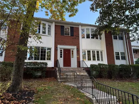 41 Milford Ln #2Y, Ramapo, NY 10901
