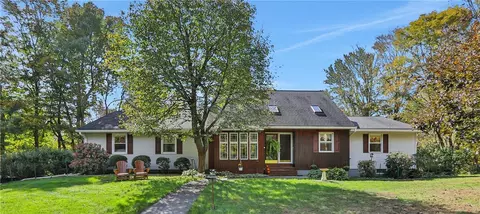 469 Pumpkin Ln, Clinton, NY 12514