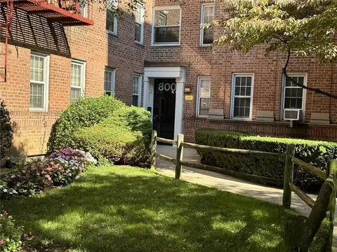 800 Bronx River Rd #A41, Yonkers, NY 10708