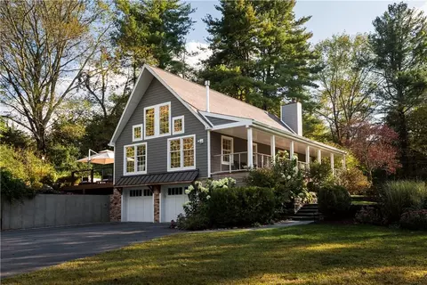 333 Norton Rd, Red Hook, NY 12571