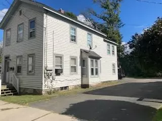 35 Hudson St, Port Jervis, NY 12771