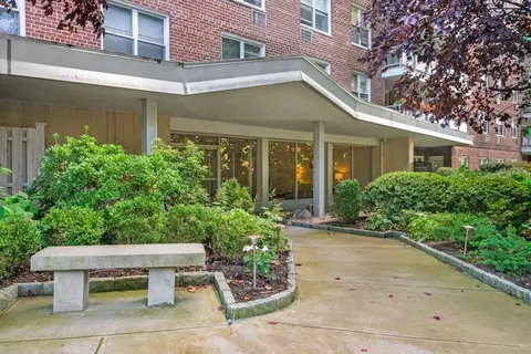222 Martling Ave #6B, Greenburgh, NY 10591