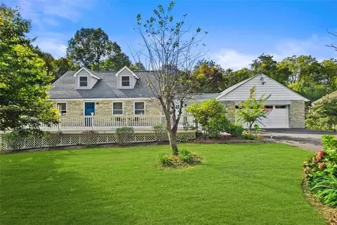 5 Grexa Pl, Cortlandt, NY 10567
