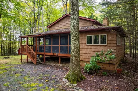 198 Wolf Lake Rd, Thompson, NY 12790