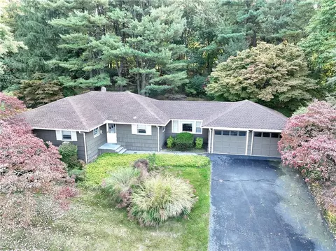 22 Westview Rd, Ramapo, NY 10977