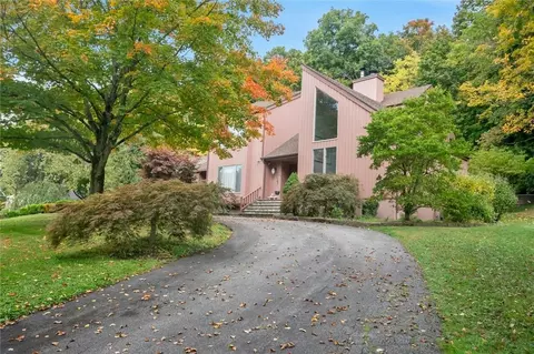 27 Pheasant Run Rd, Mount Pleasant, NY 10570
