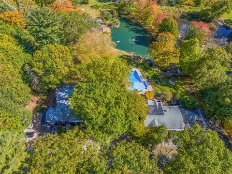 260 Cherry Ln, Ramapo, NY 10901