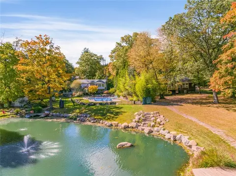 256 Cherry Ln, Ramapo, NY 10901