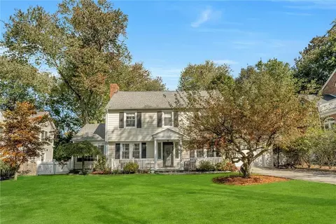 11 Robin Hill Rd, Greenburgh, NY 10583