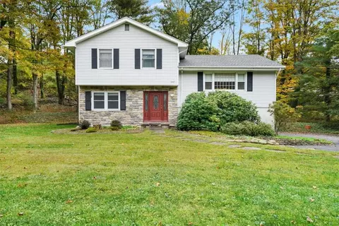1557 Lakes Rd, Monroe, NY 10950