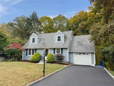1 Crosby Rd, North Salem, NY 10560