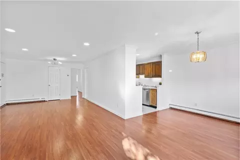 107 N Broadway #202, White Plains, NY 10603