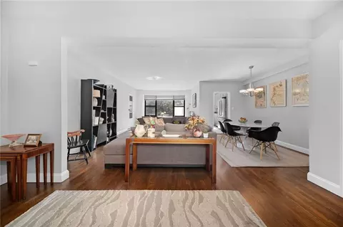 325 Main St #4B, White Plains, NY 10601